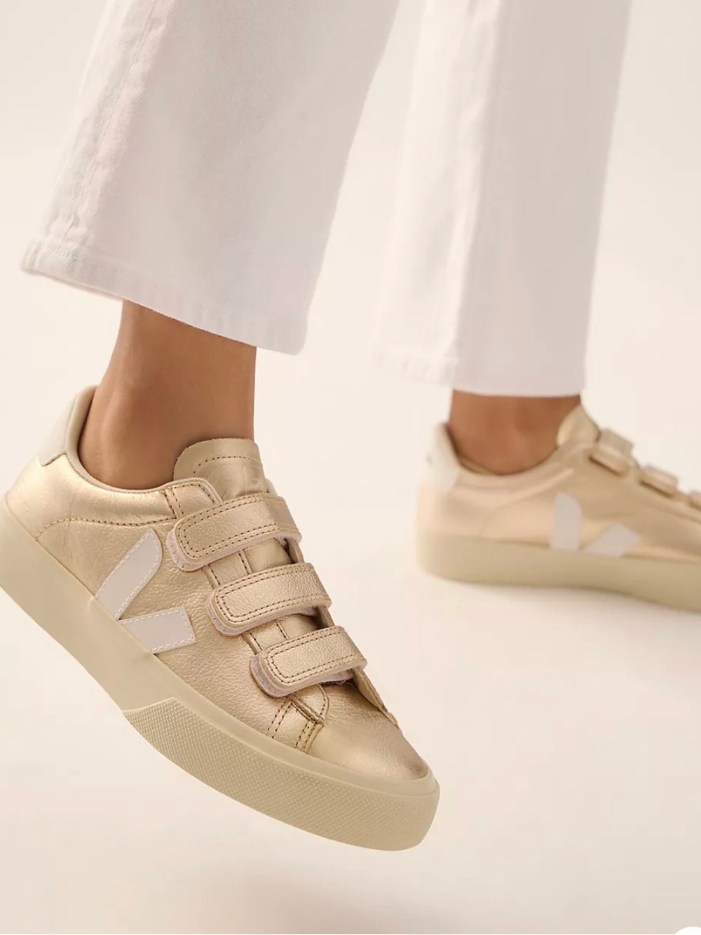 Veja Gold Low-Top Women's Sneakers with Velcro Straps
